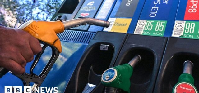 France to pay 38m citizens €100 each to ease costs